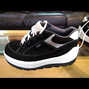 Women’s size US 7.5 90s Candies Vintage Platform Sneakers